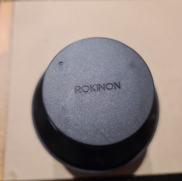 Rokinon  AF 85MM F1.4 Lens - Picture 3 of 8